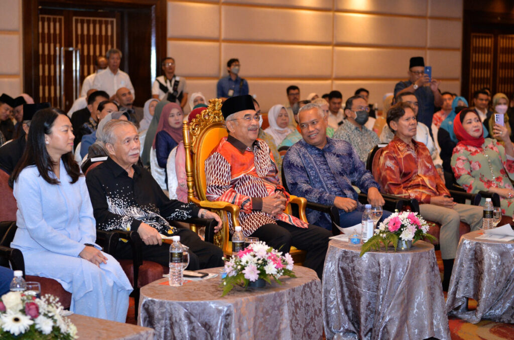 Tiga Buku Terbitan DBP Menerima Anugerah Buku Negara 2023